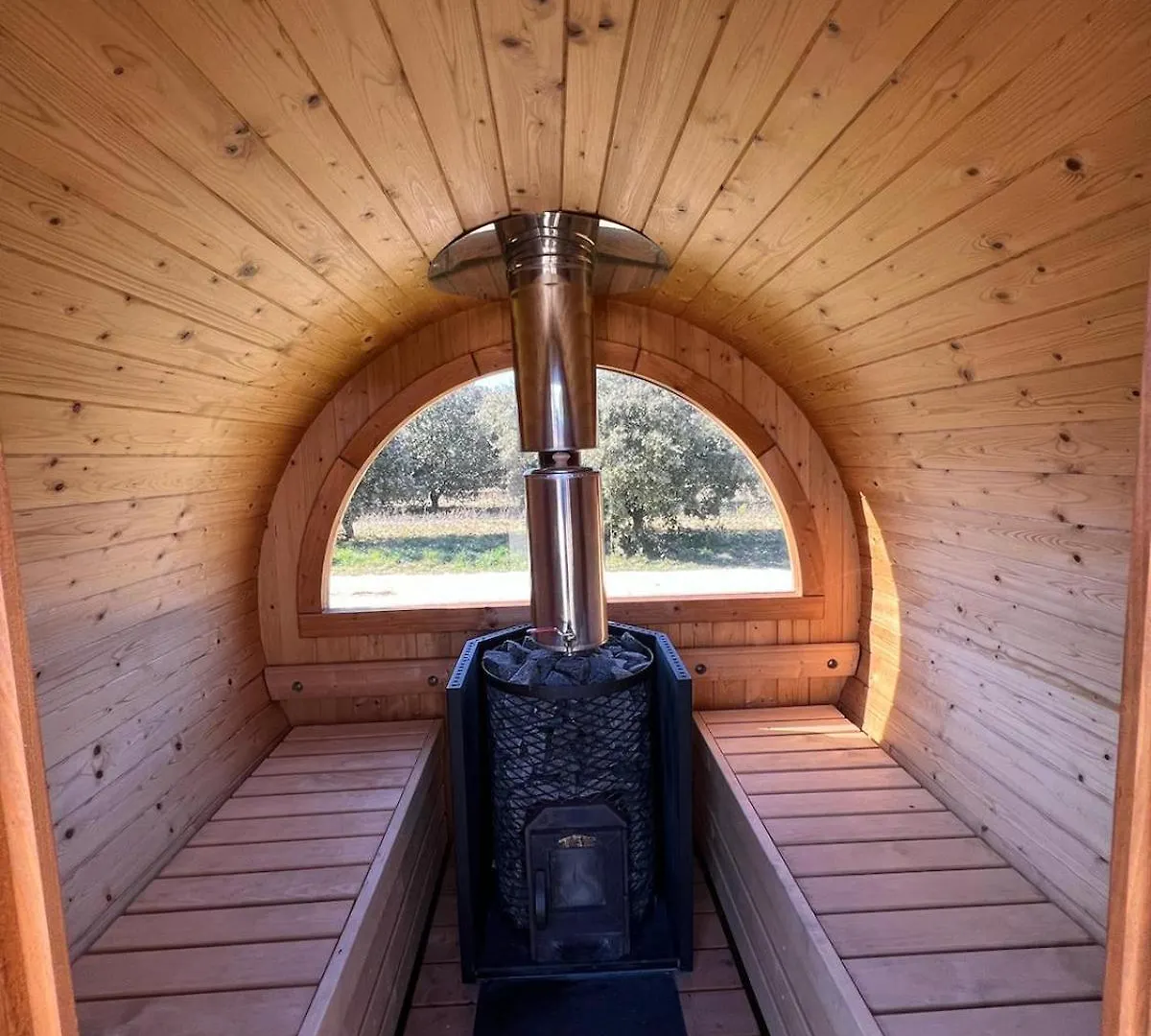 Nuiki Lodges - Chambres D'Hotes Montségur-sur-Lauzon