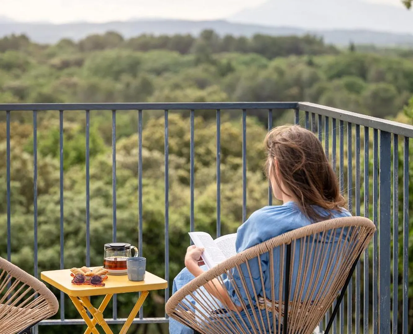 Nuiki Lodges - Chambres D'Hotes Montségur-sur-Lauzon
